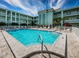 1706 Belleair Forest Dr APT 136, Belleair, FL 33756