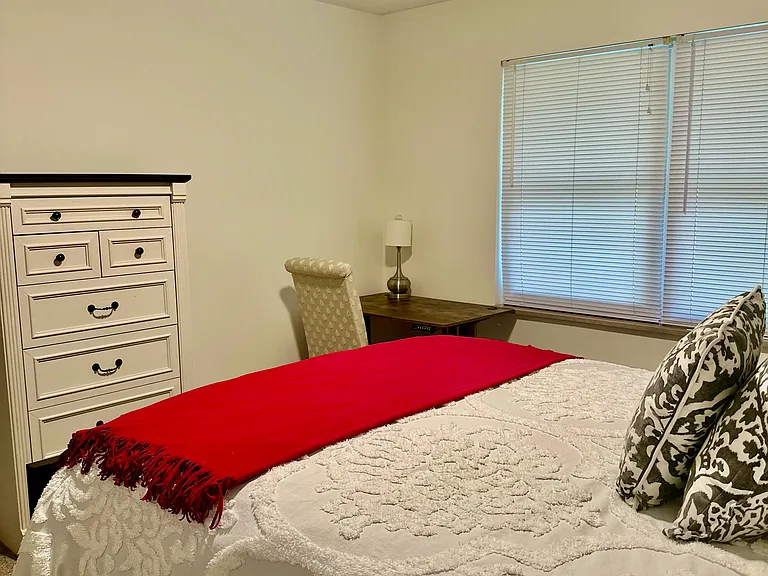 1214 Glade Hill Dr — Photo 10