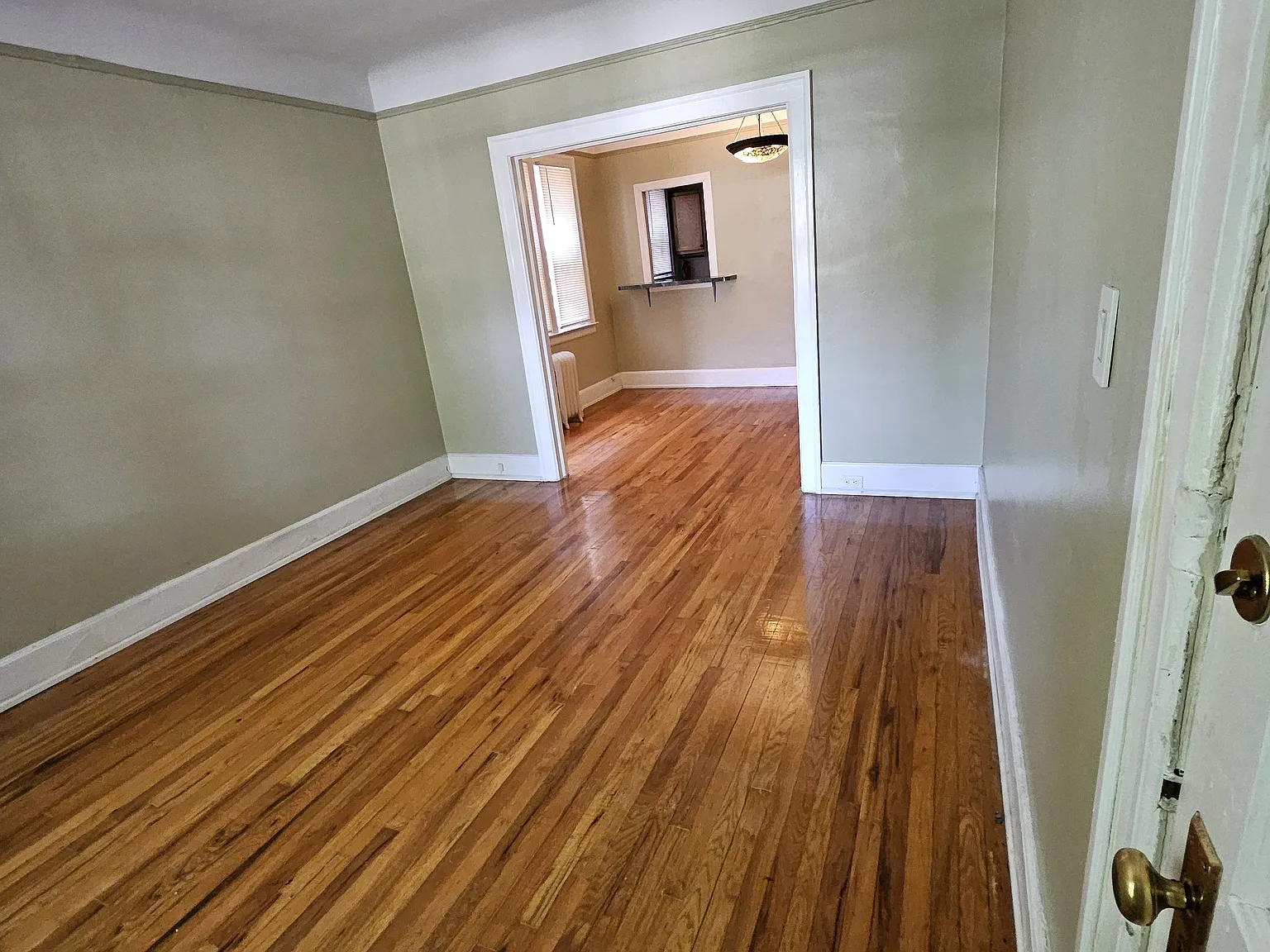 1 bed, 850 sqft, $1,200 — Photo 4