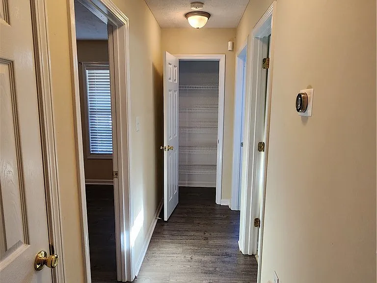 3347 Broomsgrove Dr — Photo 27