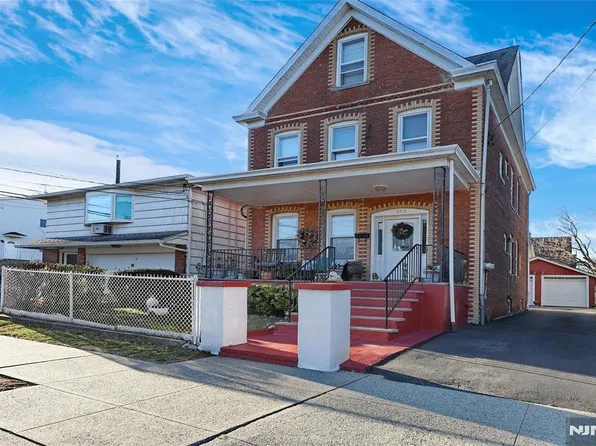 592 Broad St, Carlstadt, NJ 07072