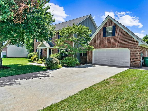 3rd image of 11536 Gates Mill Dr