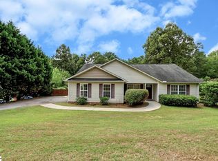 108 Redcoat Ct, Simpsonville, SC 29680