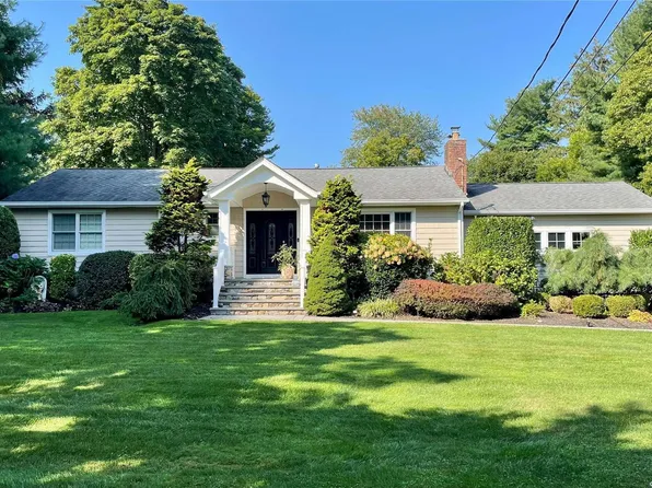 91 Centerport Road, Centerport, NY 11721