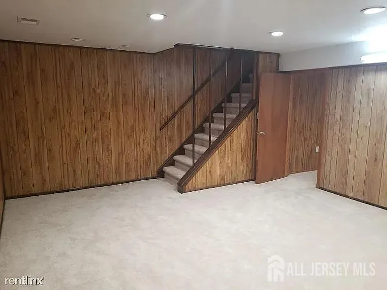 804 Maple Hill Dr — Photo 25