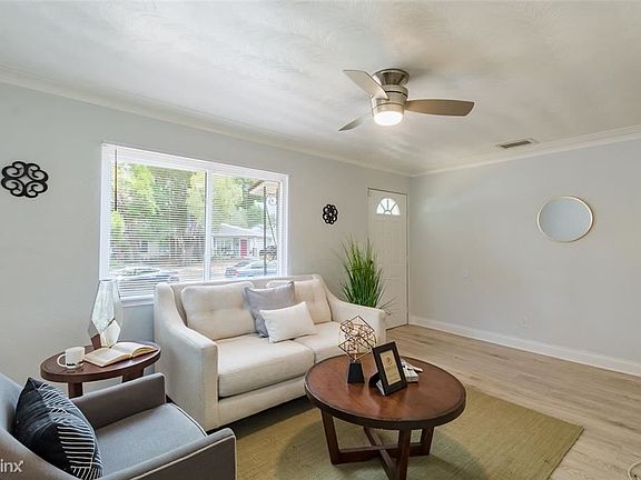 4th image of 5034R 4th Ave S