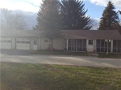 front exterior from Beckham St