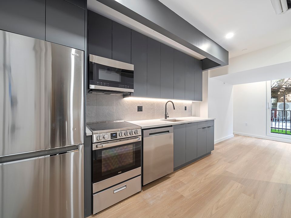 1st image of 931 Carroll St #201D