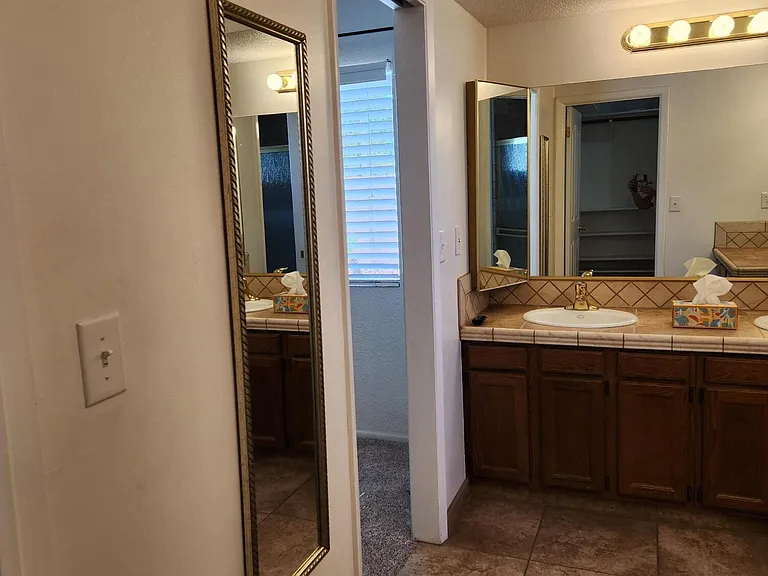2253 Daytona Ave — Photo 25