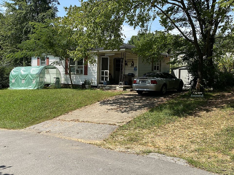 1st image of 22 Proctor Dr