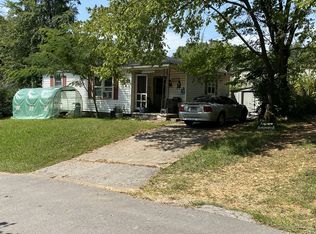 22 Proctor Dr, Clarksville, TN 37043