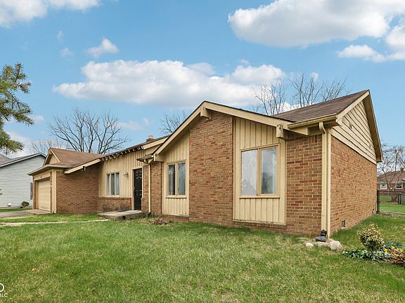 2nd image of 8445 Carthay Cir