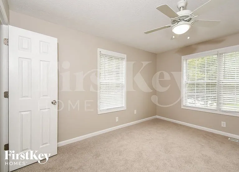 1229 Winsley Ct SW — Photo 11