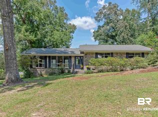 201 Confederate Dr N, Daphne, AL 36527