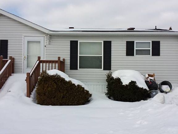 2nd image of 24801 Chinook Ct
