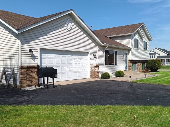 507 Gumtree St NE, Saint Joseph, MN 56374