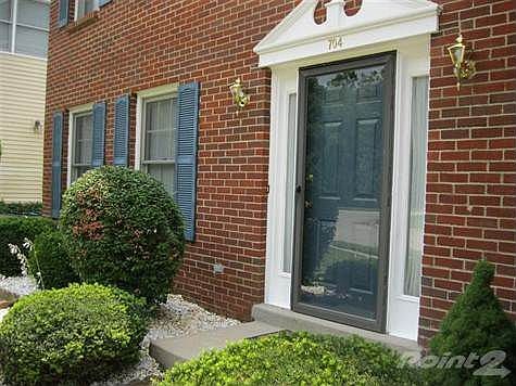 4th image of 704 Old Mill Ln
