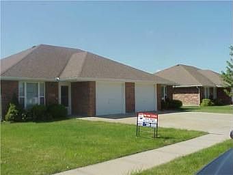 1st image of 1029 Christie Ln