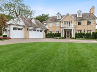 739 E Illinois Rd, Lake Forest, IL 60045