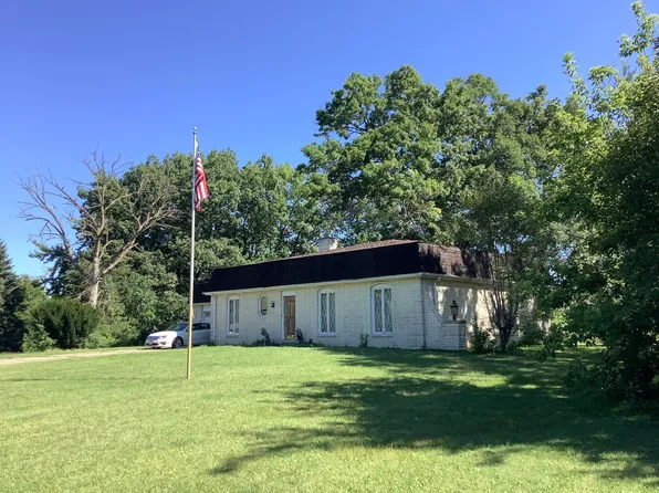 36115 N Tara Ct, Ingleside, IL 60041