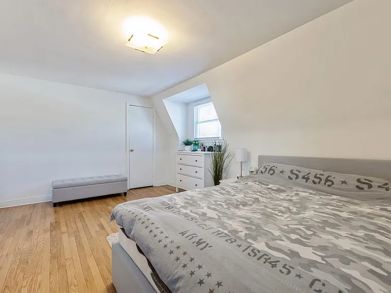 56 Morningside Ave — Photo 3