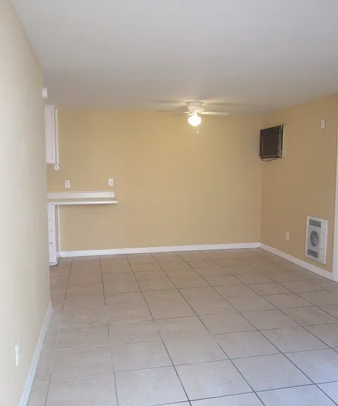 2407 State St #B — Photo 7