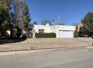 709 Broken Arrow Rd, Roswell, NM 88201