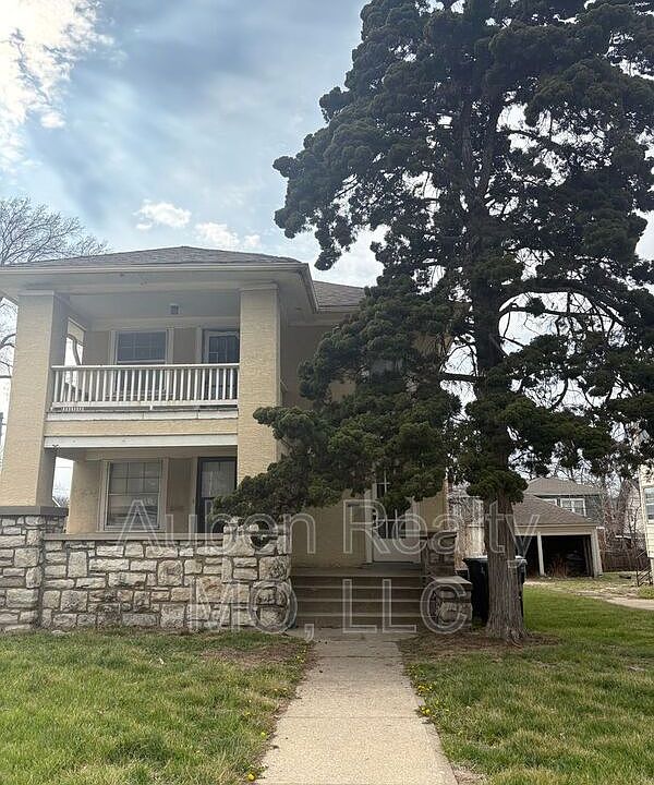 1st image of 5446 Harrison St #2F