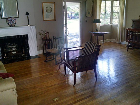 4th image of 4990 Ortega Blvd