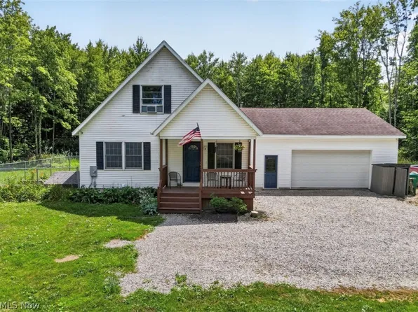 1318 Daly Rd, Ashtabula, OH 44004
