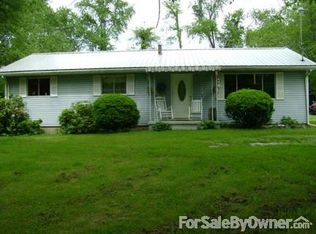 4244 Newark Rd, Elizabeth, WV 26143