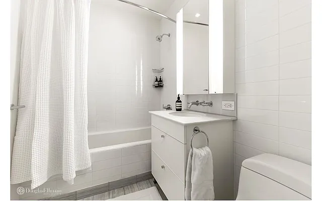 Rented by Douglas Elliman | media 32