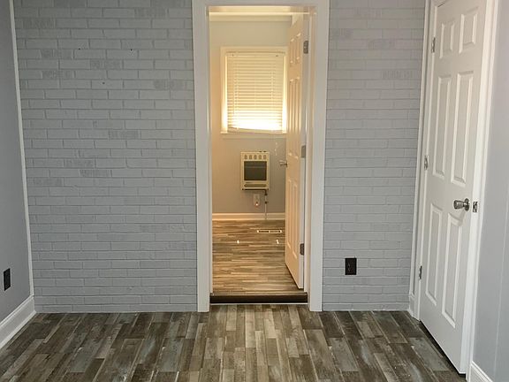 5th image of 2359 Leroy Ave