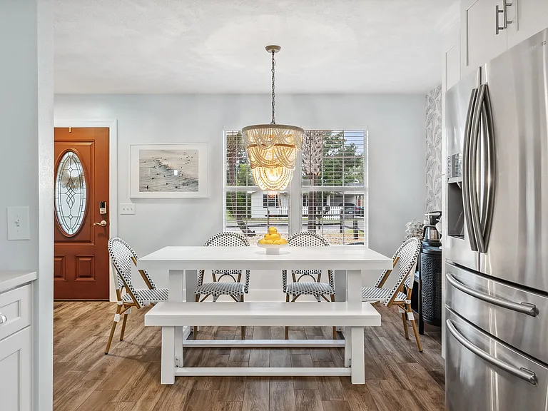 6527 Sunset Ave — Photo 6