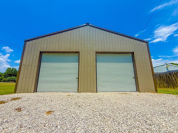 5th image of 601 Moberly Bend Rd