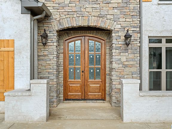 4th image of 285 Normandy Ln #40