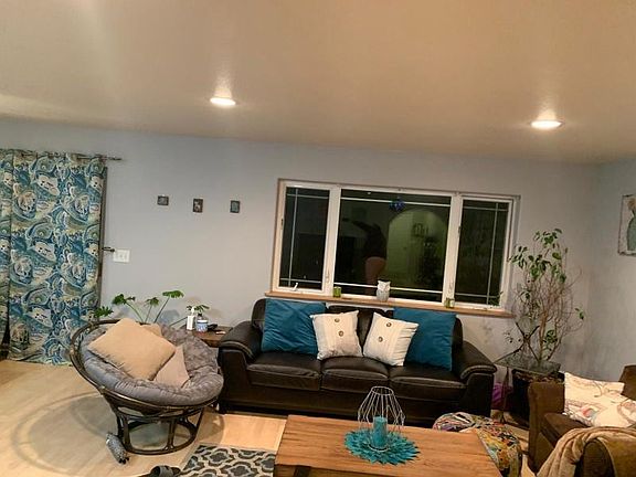 2nd image of 44 Trinidad Dr #B