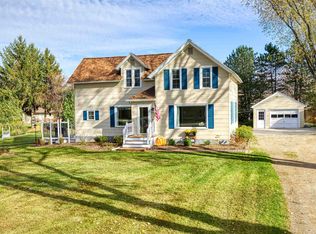 N9576 Noe Rd, APPLETON, WI 54915