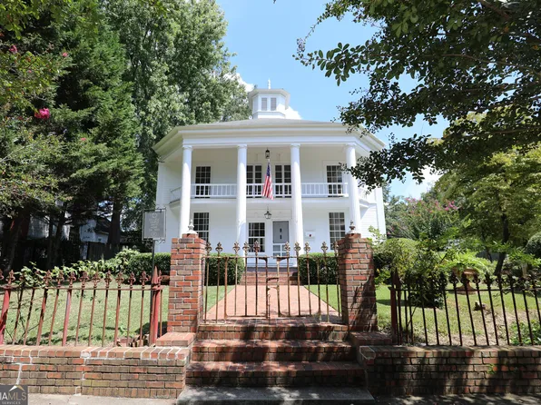 73 College St, Newnan, GA 30263