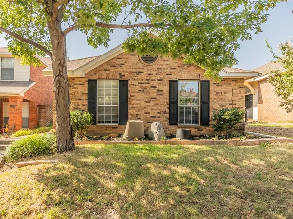 1322 Overlook Dr, Lewisville, TX 75067