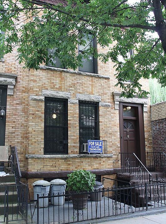 1st image of 10 Windsor Pl #2
