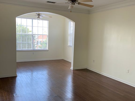 3rd image of 12831 Madison Pointe Cir APT 305