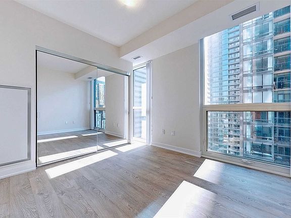 5th image of 99 John St #2507