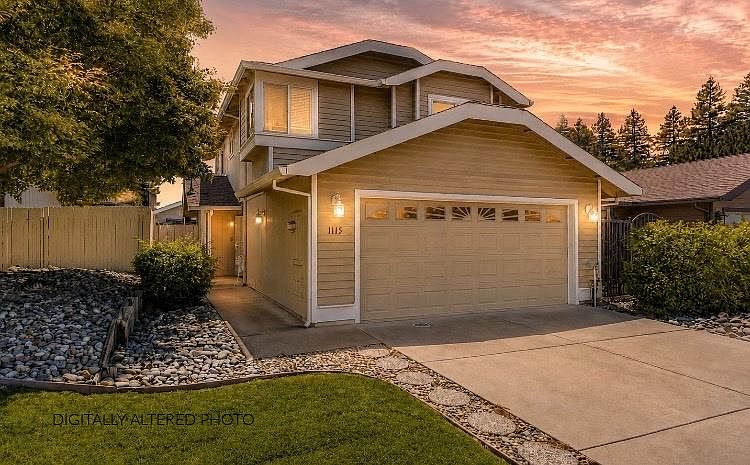 1st image of 1115 Ravine View Dr