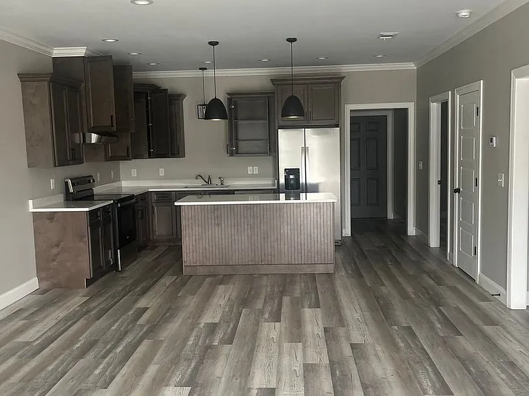 757 Holmesville Ave — Photo 6