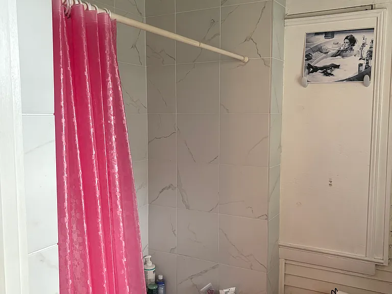 2034 Broadway St — Photo 13