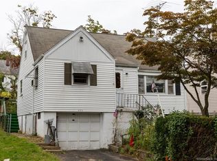 575 Hart St, Bridgeport, CT 06606