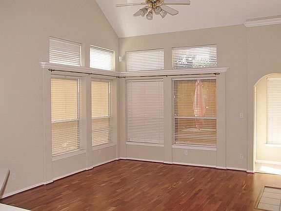 LIVING AREA AT BACK OF HOME