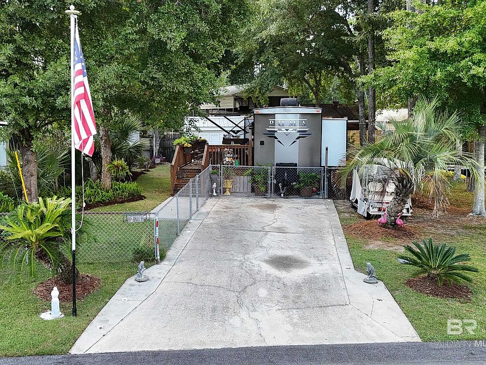 1st image of 271 Defuniak Cir #271