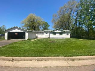 821 W 3rd St, Washburn, WI 54891